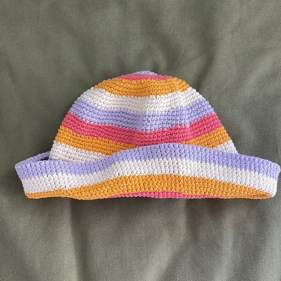 Lack of Color Hat - Picture 2 of 3